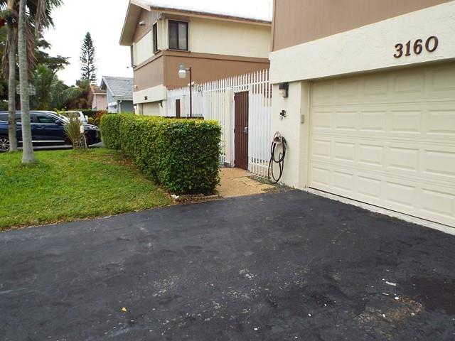 Coral Spgs Country Club W - Residential