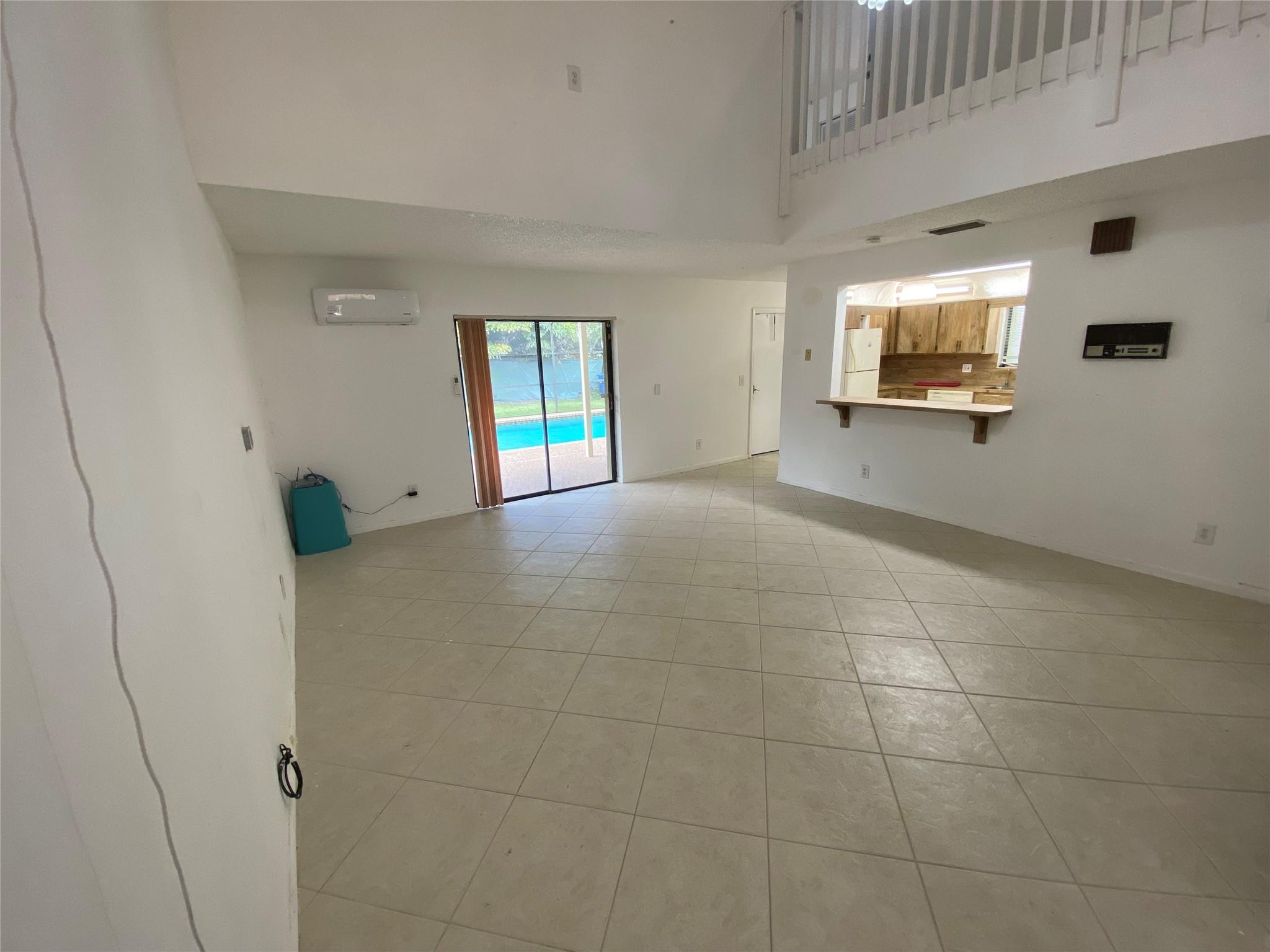 Coral Spgs Country Club W - Residential