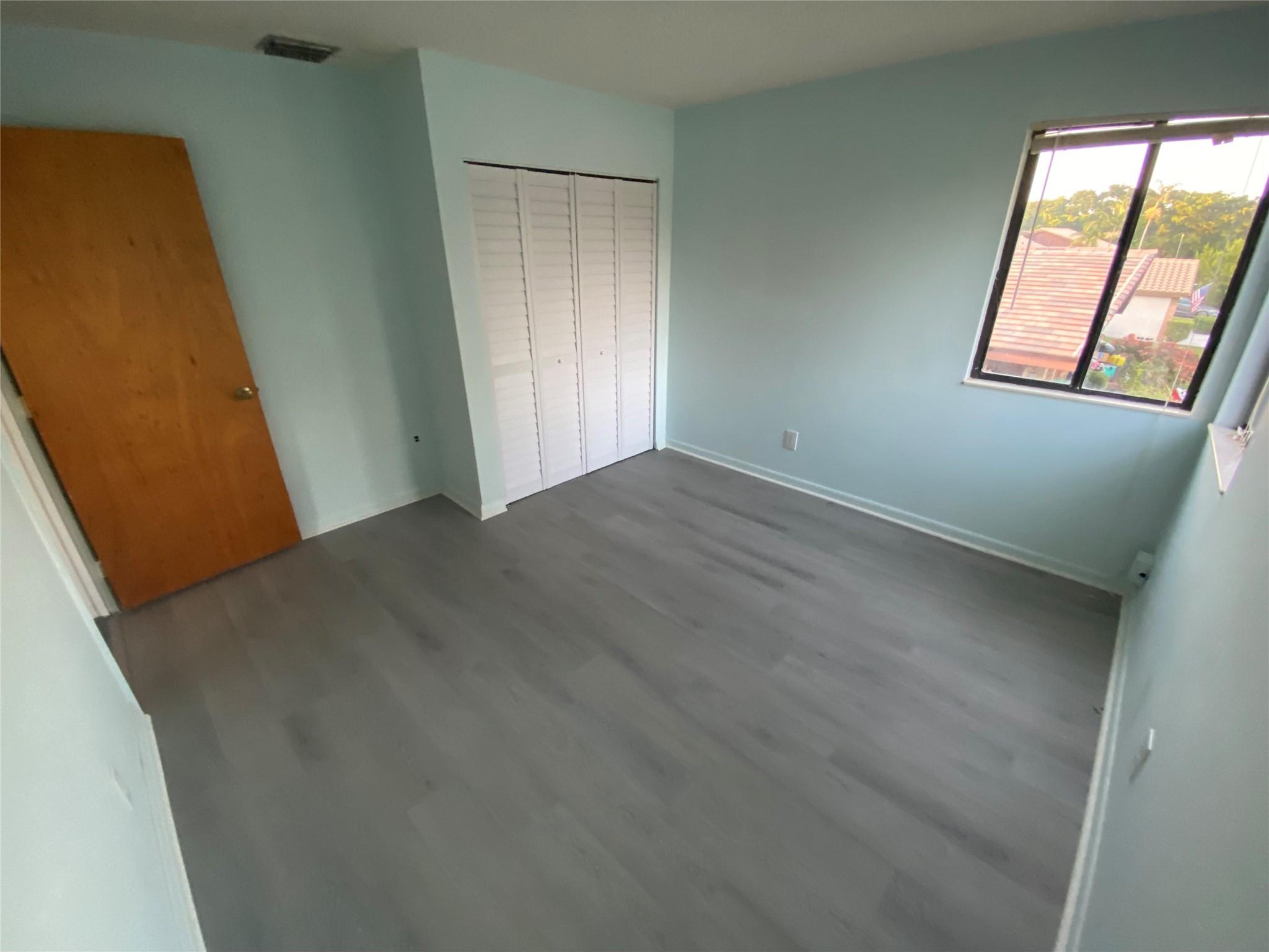 Coral Spgs Country Club W - Residential