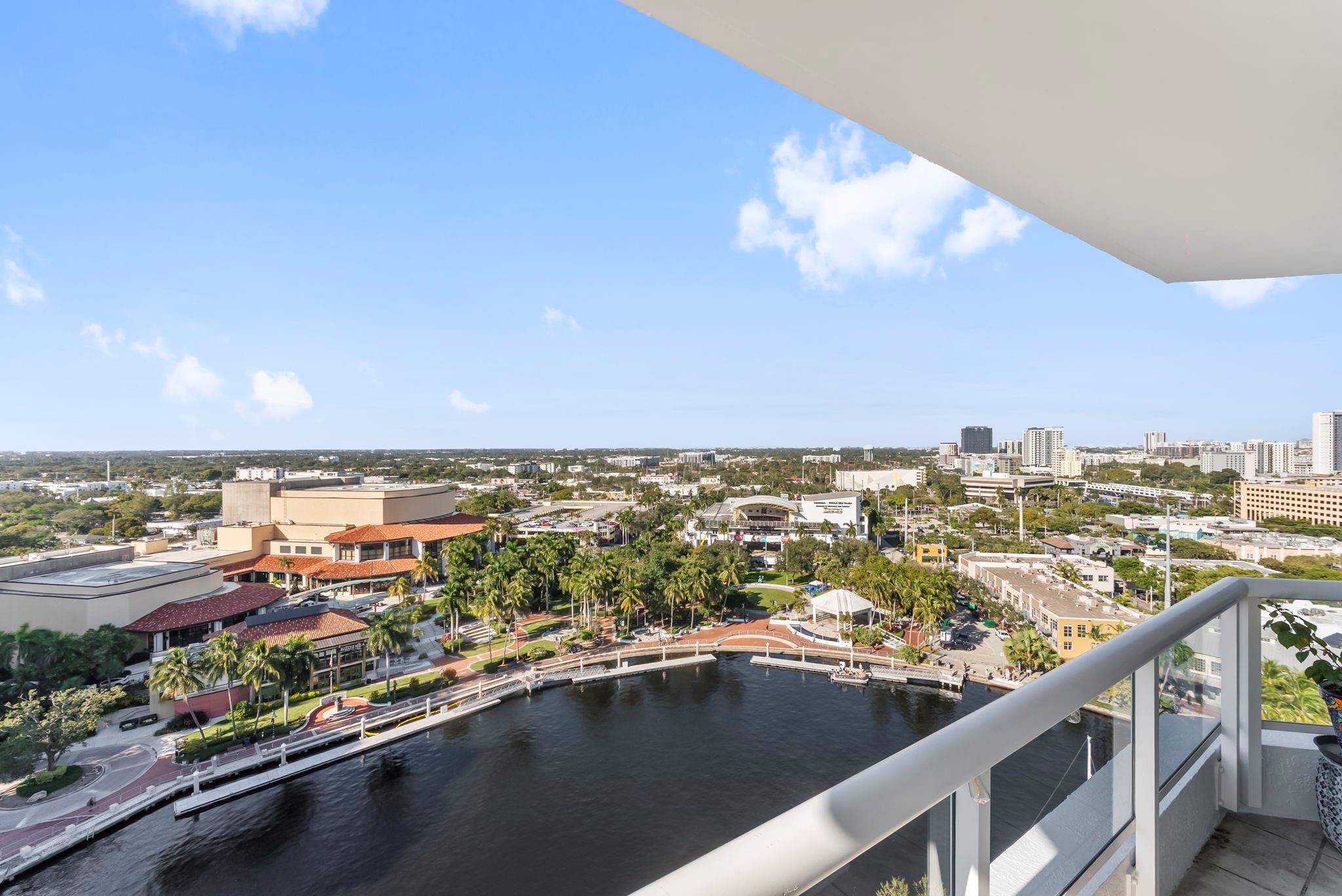 Esplanade on the New Rive - Residential