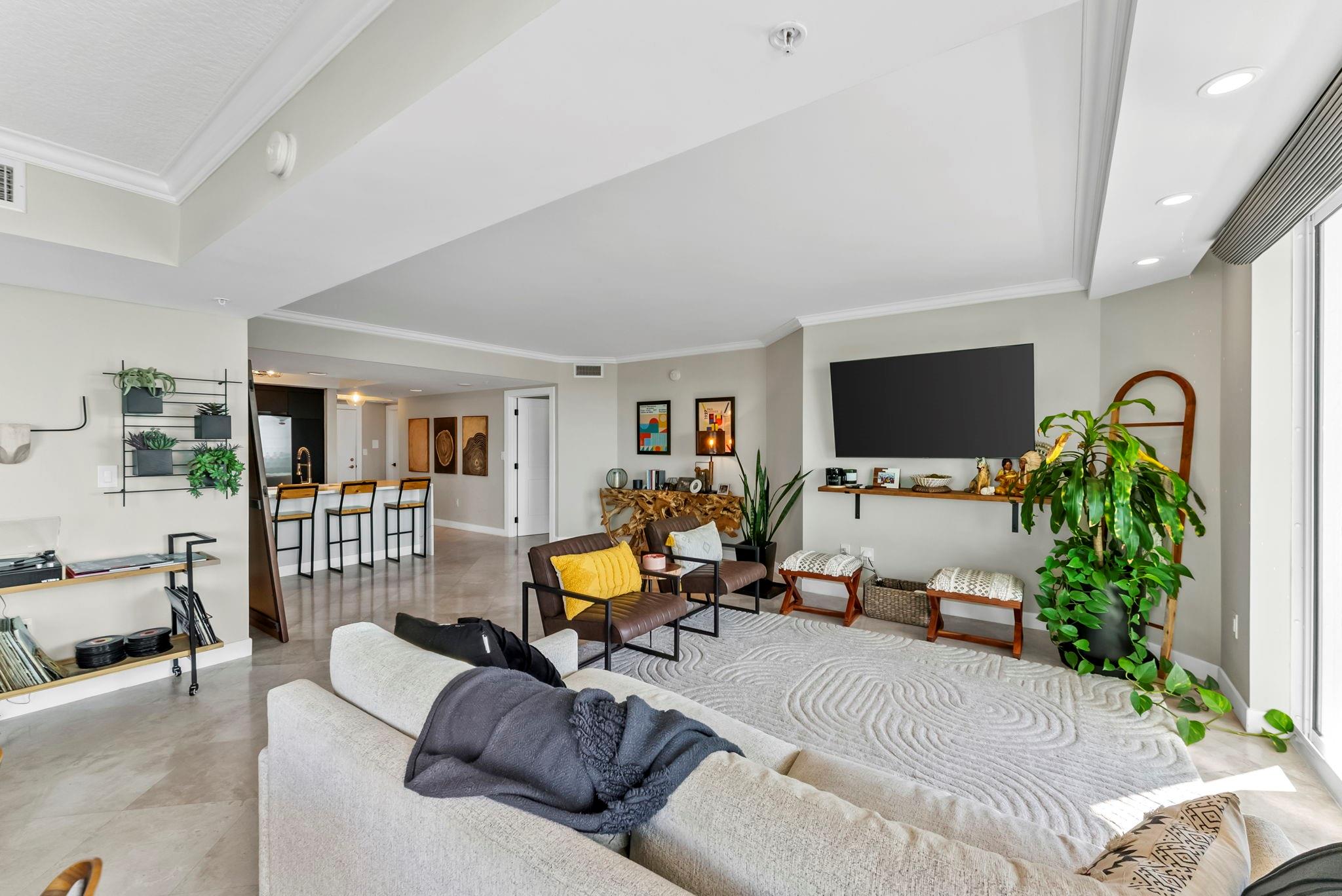 Esplanade on the New Rive - Residential