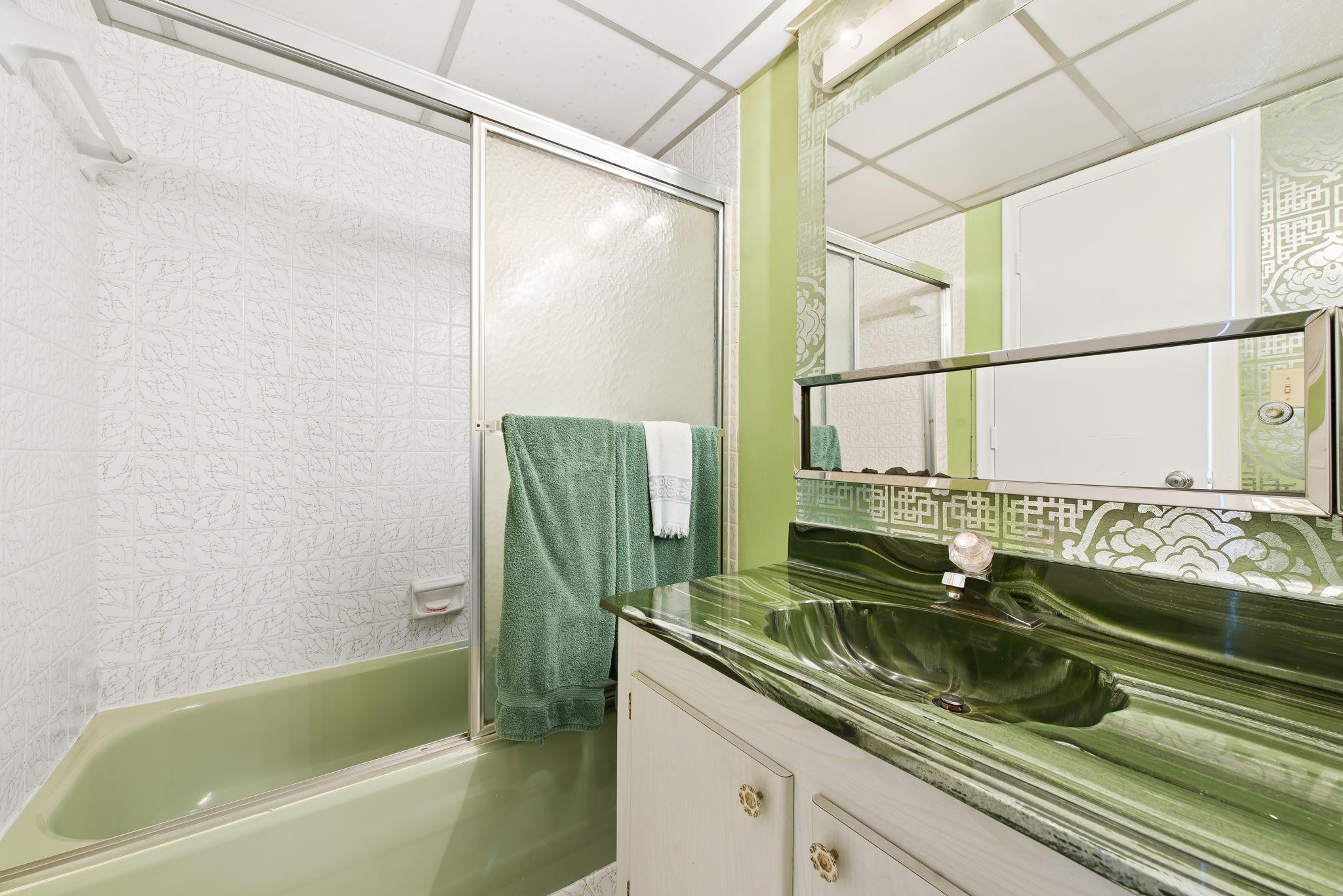 Courts of Inverarry - Residential