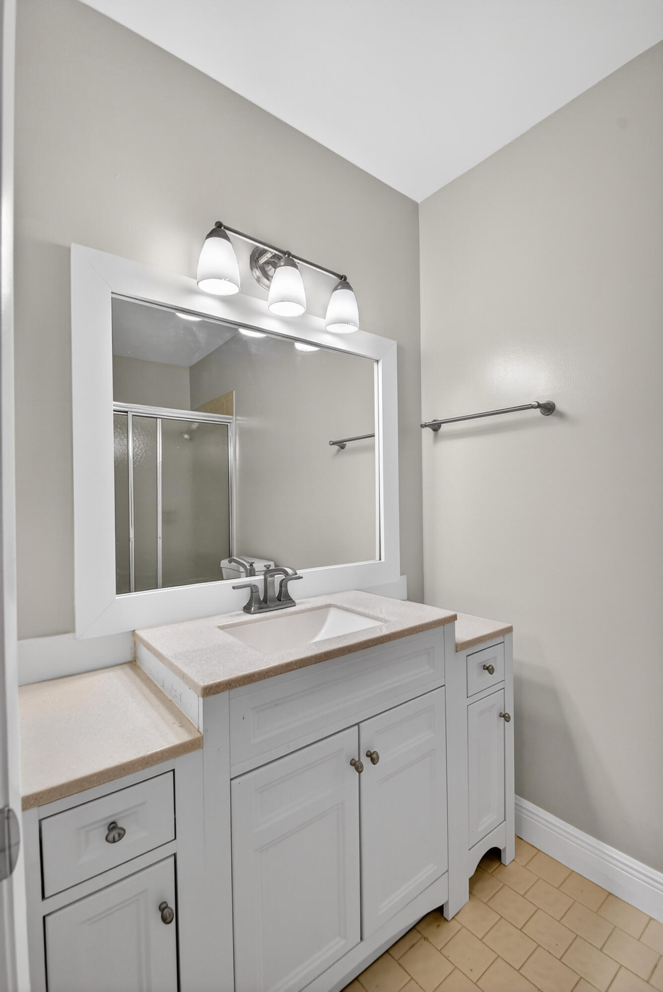 SPRINGDALE HOMES - Residential Lease