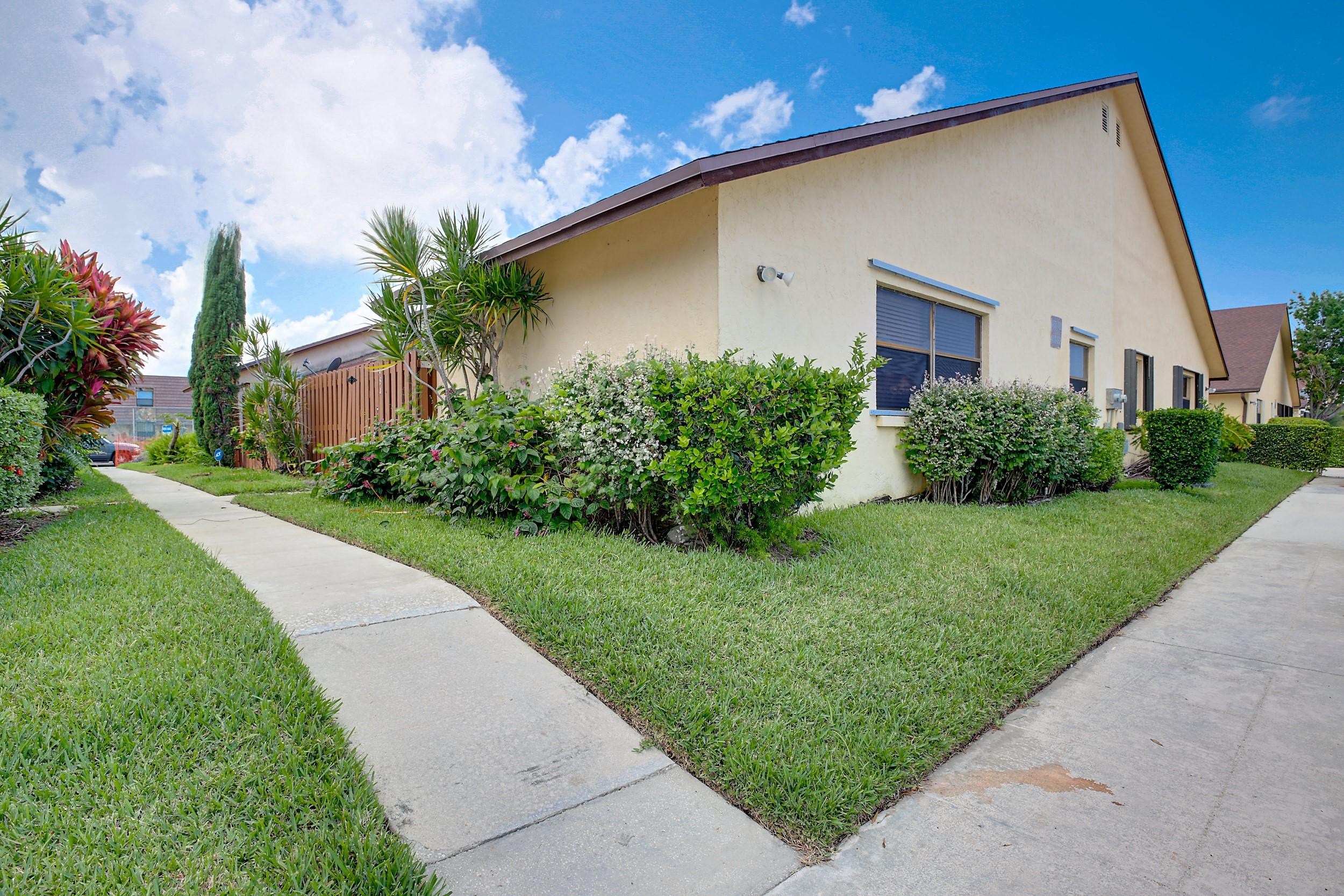 SPRINGDALE HOMES - Residential Lease