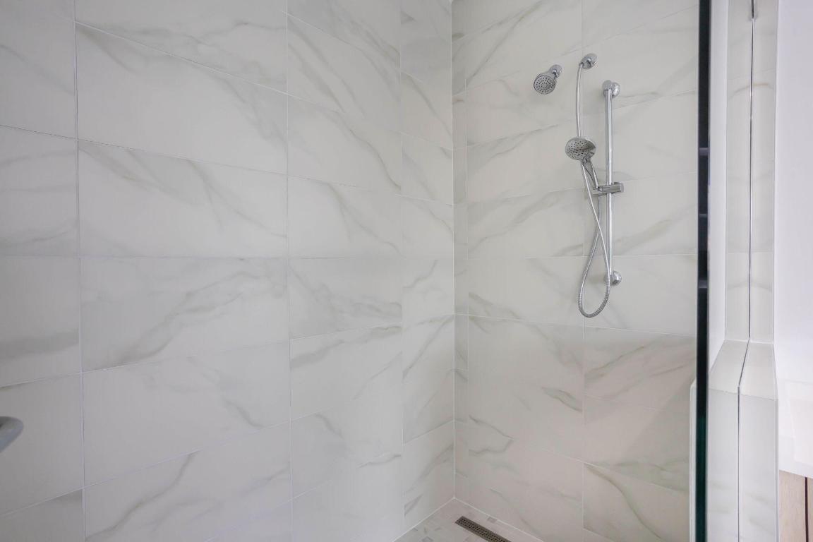 JOHNS WEST PUD - Residential Lease