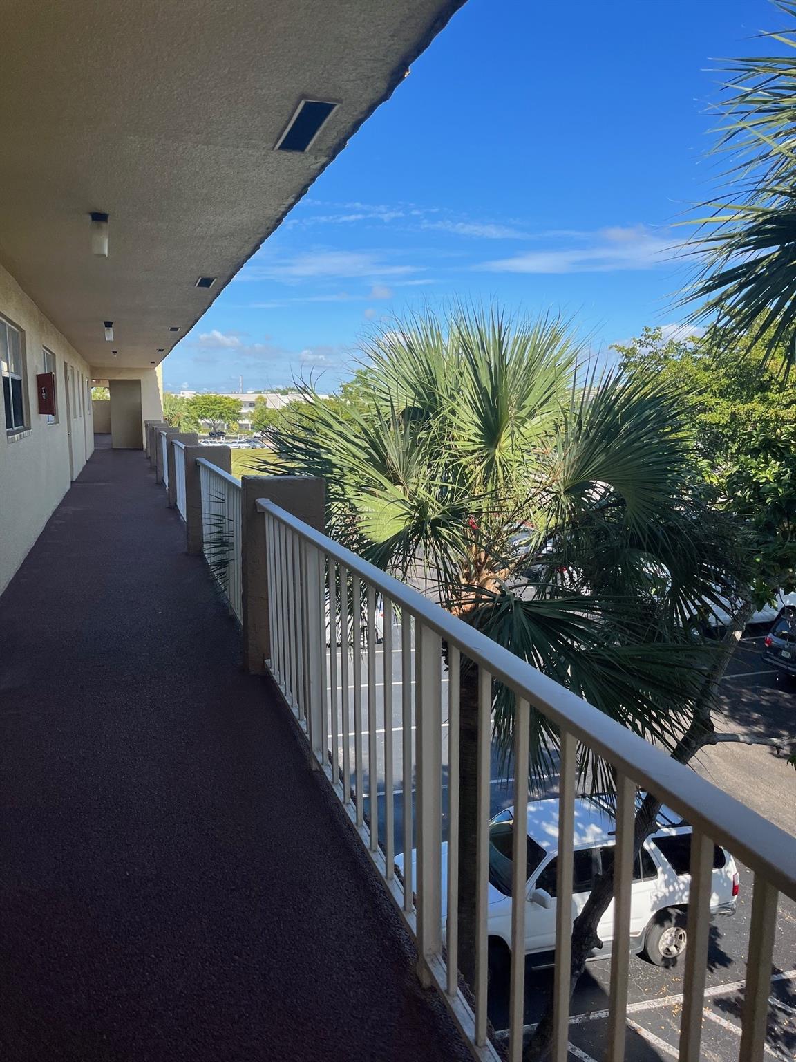 BLDG 38 8225 - Residential