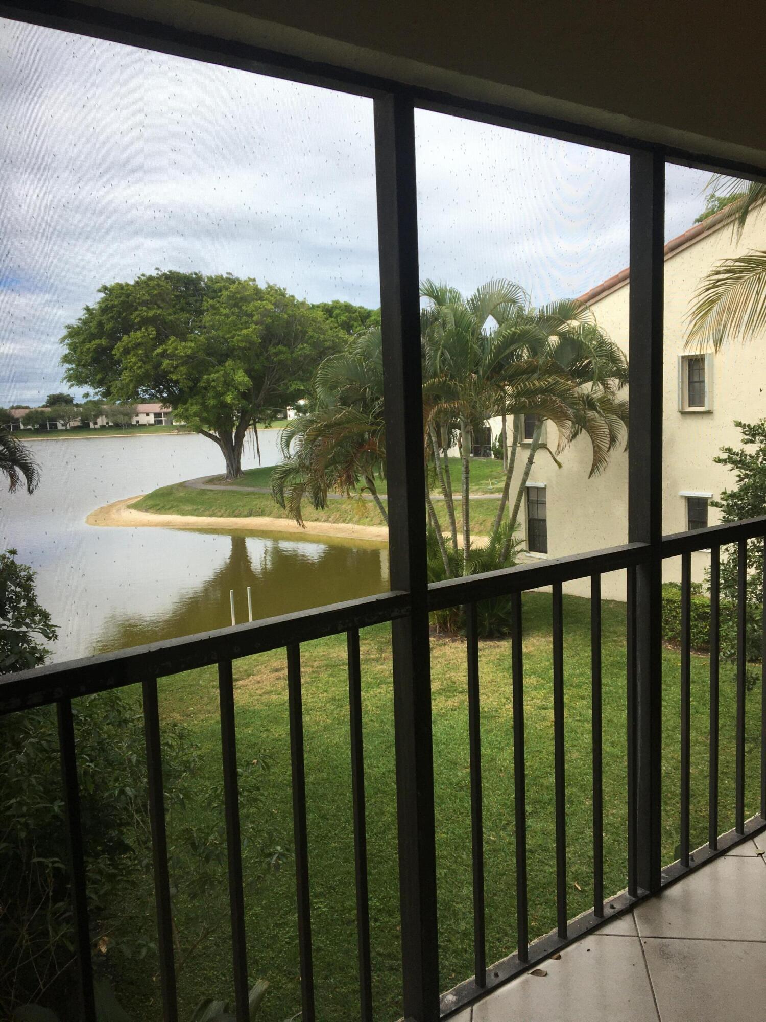 LAKE WINDWOOD CONDO - Residential