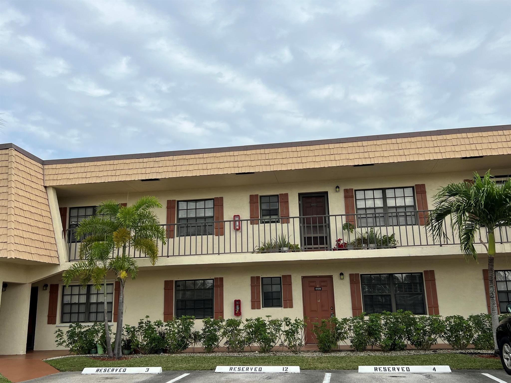 OAK COURT CONDO - Residential Lease