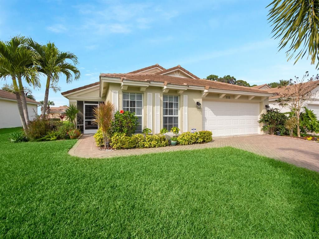 Photo of 553 SW Indian Key Drive, Saint Lucie West, FL 34986 (MLS # R10784873)