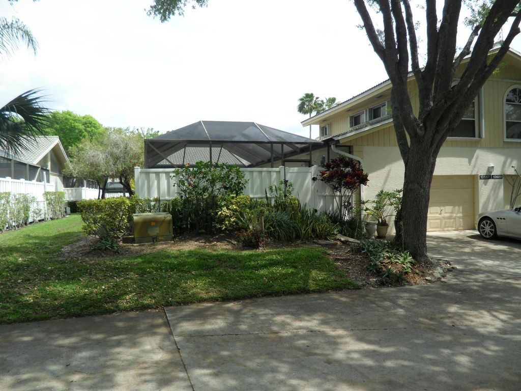 Photo of 12597 Woodmill Drive, Palm Beach Gardens, FL 33418 (MLS # R10976352)