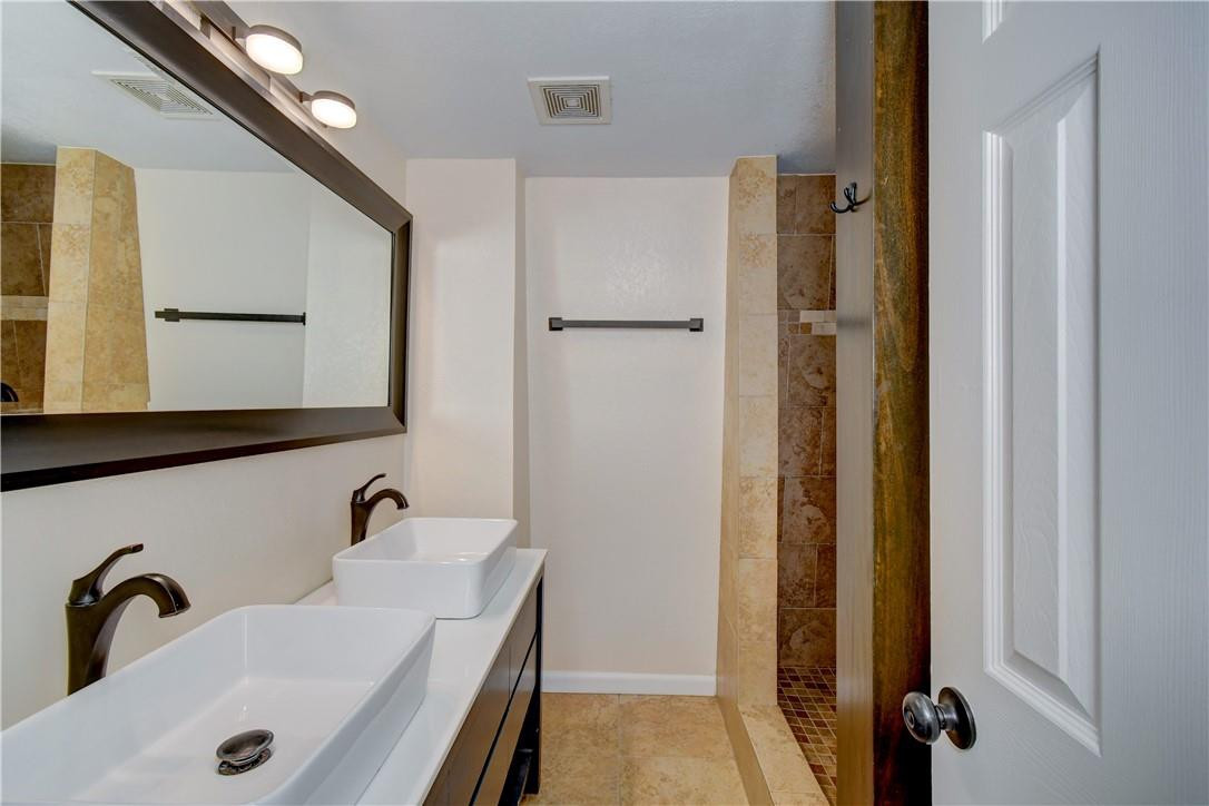 Brook Villas - Residential