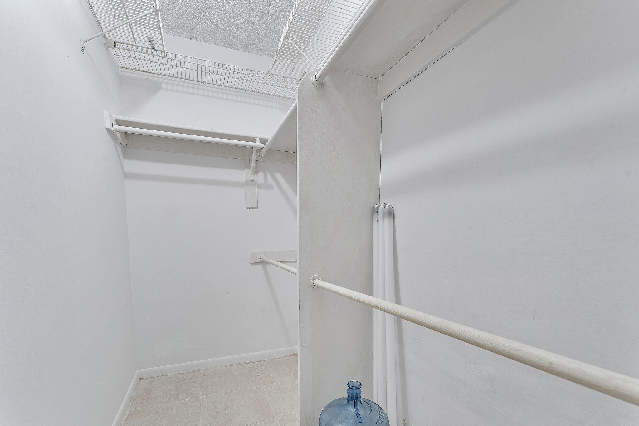 KINGS POINT FLANDERS A THRU T CONDOS - Residential