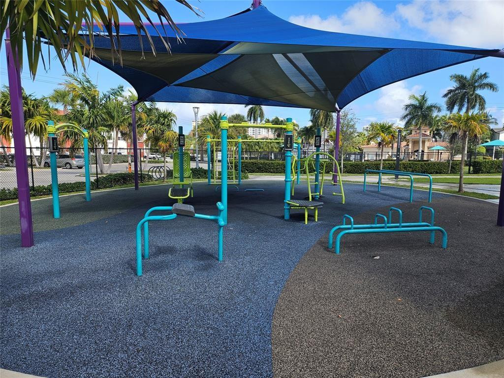 CASA PARADISO - Residential Lease