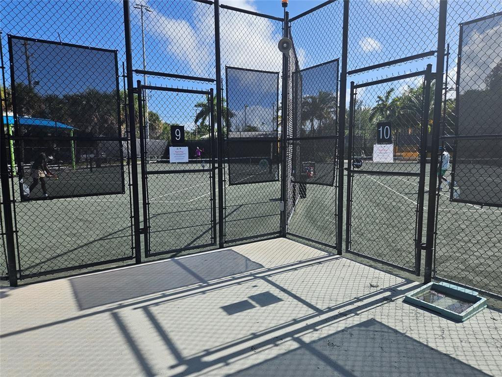 CASA PARADISO - Residential Lease