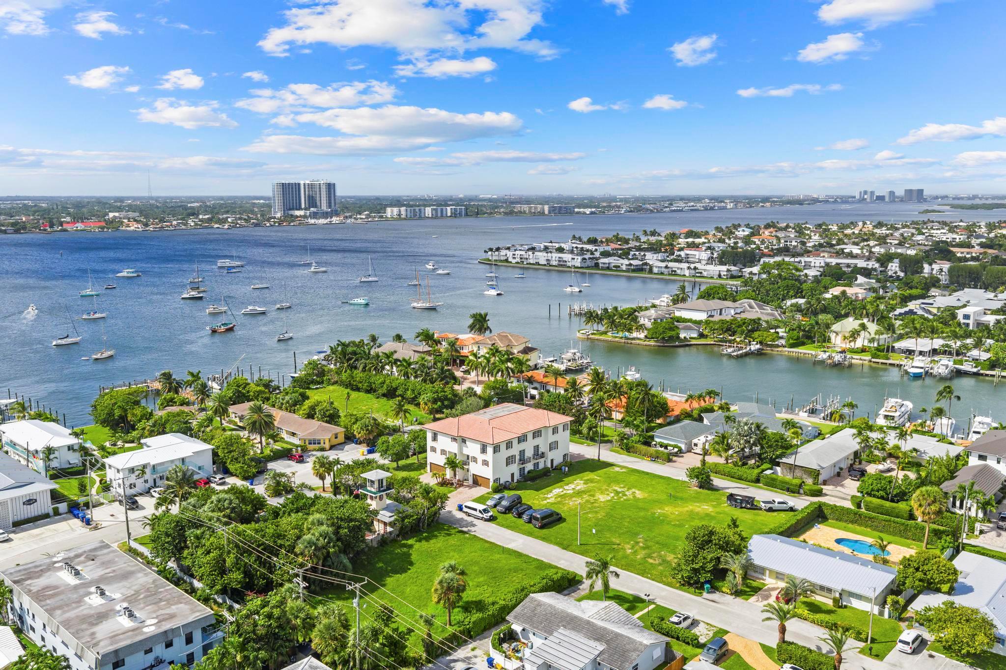 YACHT HARBOR - Residential