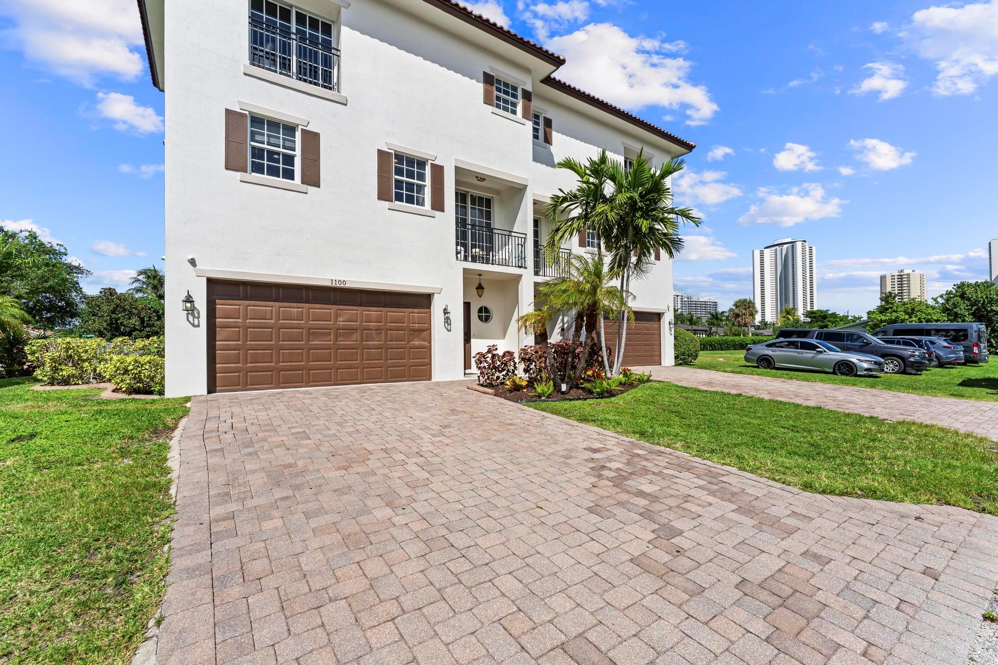 YACHT HARBOR - Residential
