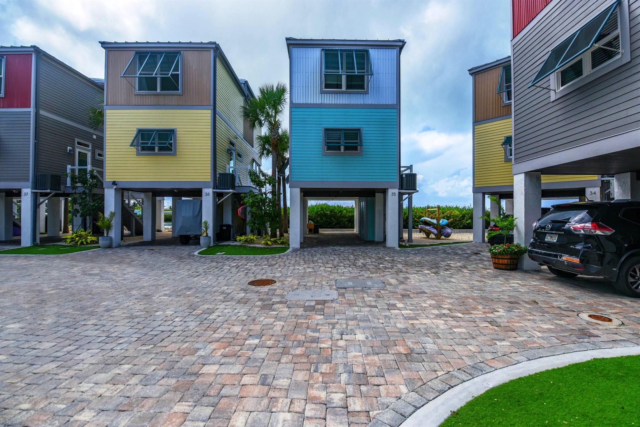 RIGGS SUBD - Residential