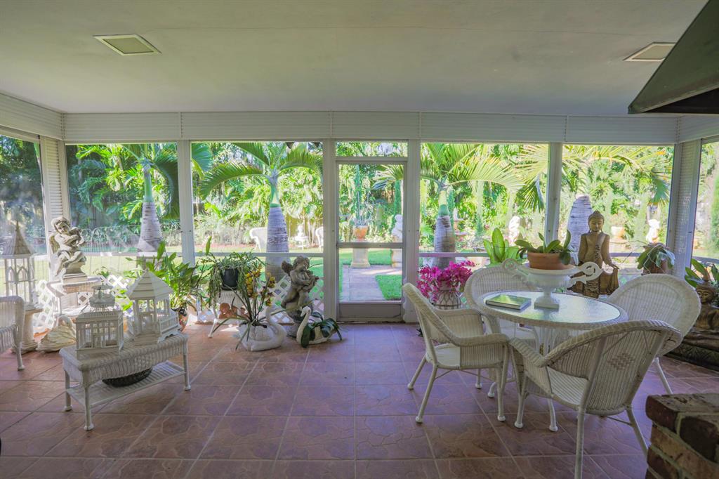 ALBERT LAKES GARDEN - Residential