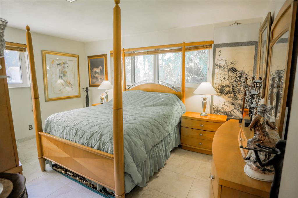 ALBERT LAKES GARDEN - Residential