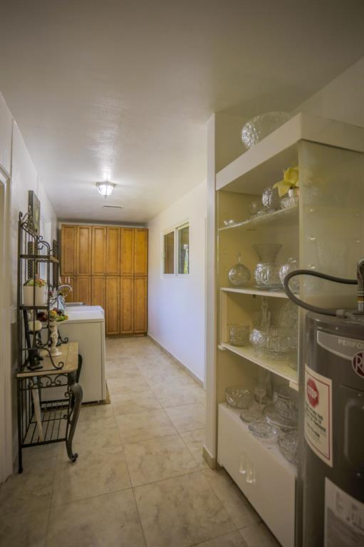 ALBERT LAKES GARDEN - Residential