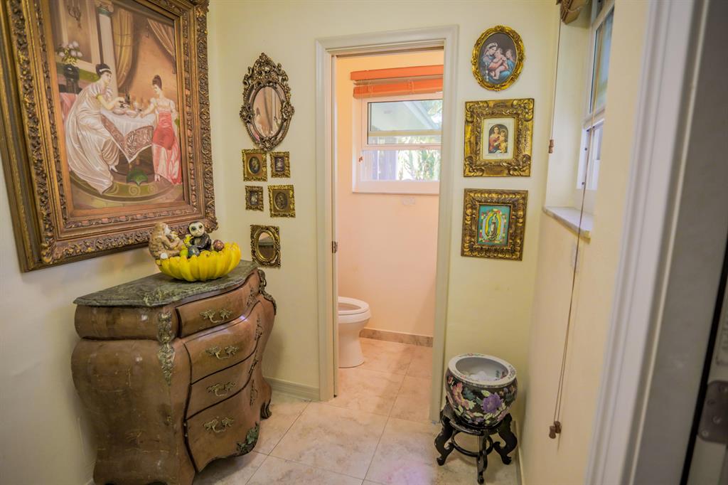 ALBERT LAKES GARDEN - Residential