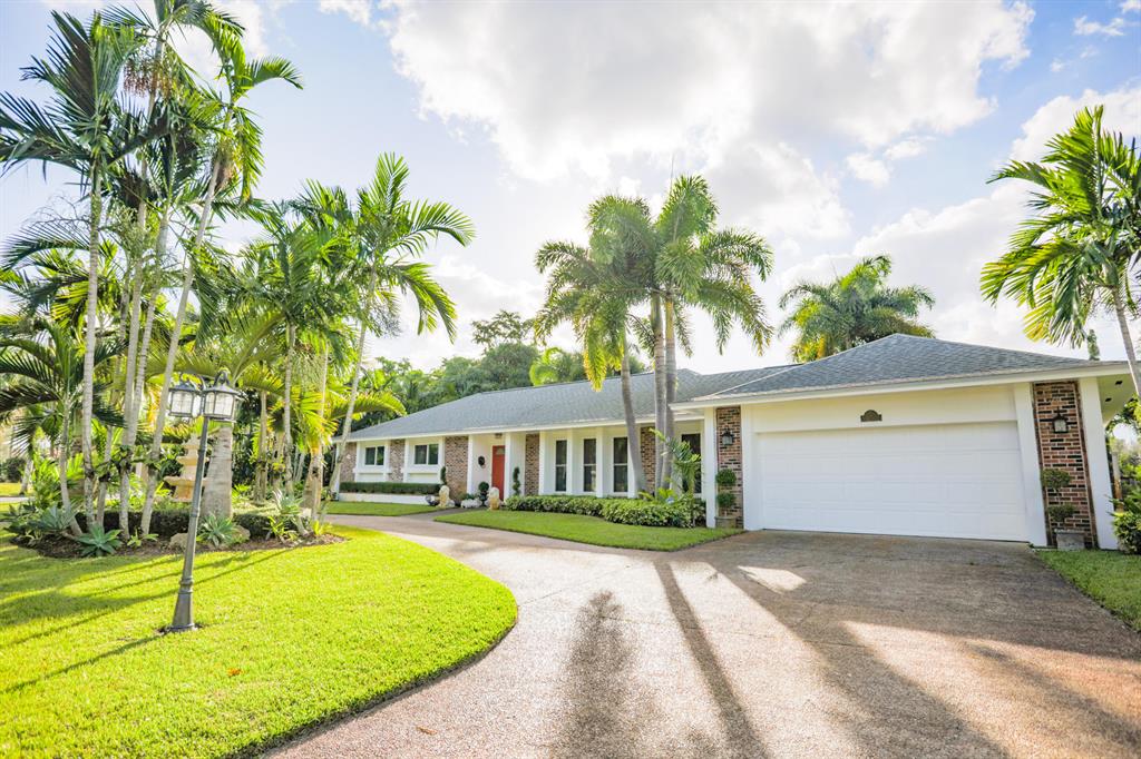 ALBERT LAKES GARDEN - Residential