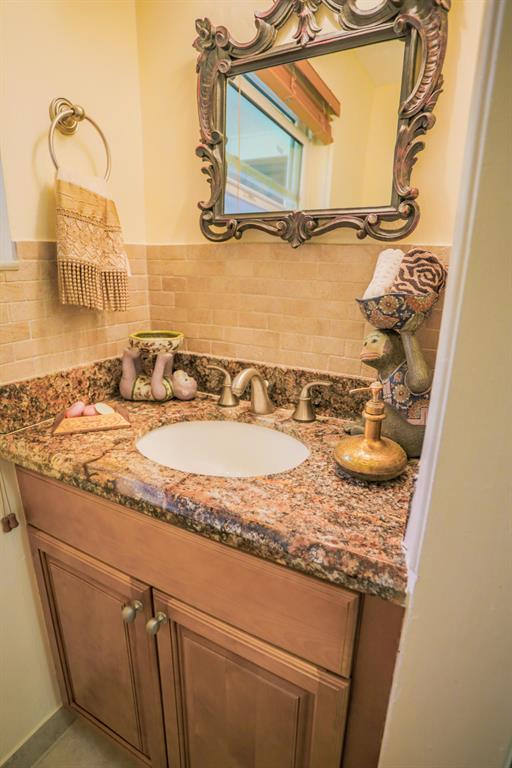 ALBERT LAKES GARDEN - Residential