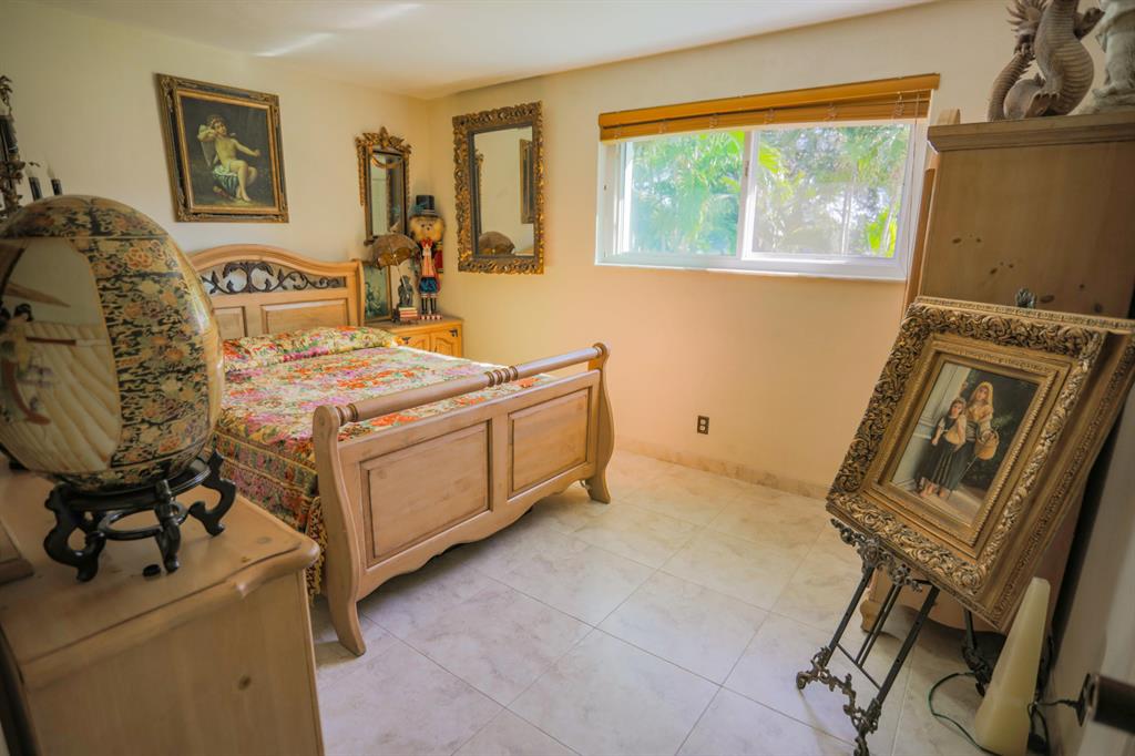 ALBERT LAKES GARDEN - Residential