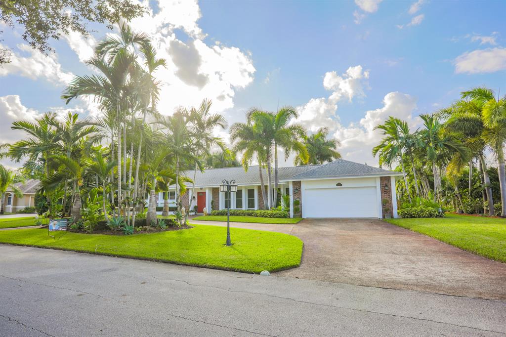 ALBERT LAKES GARDEN - Residential