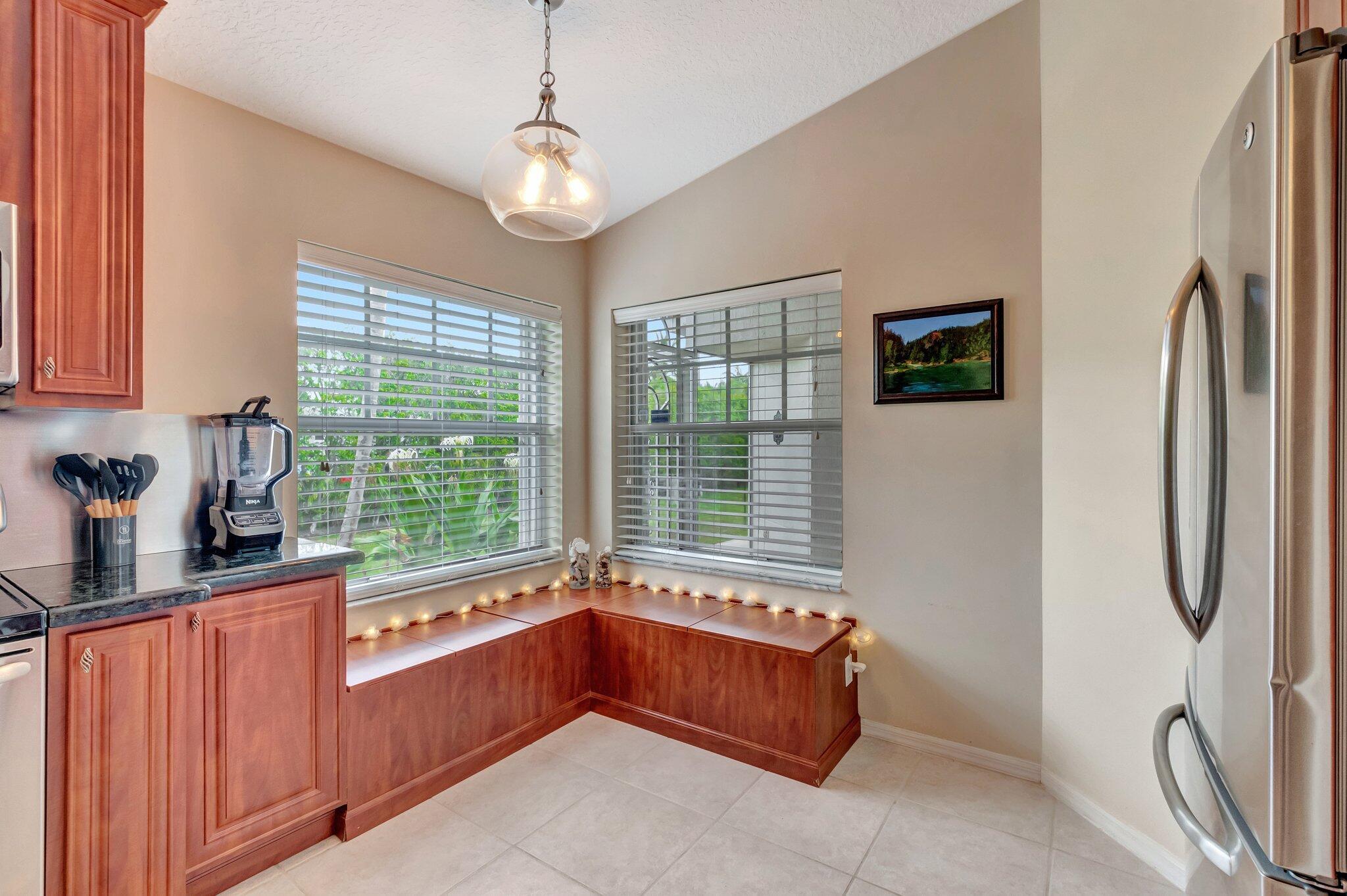 LA SEDONA - Residential Lease