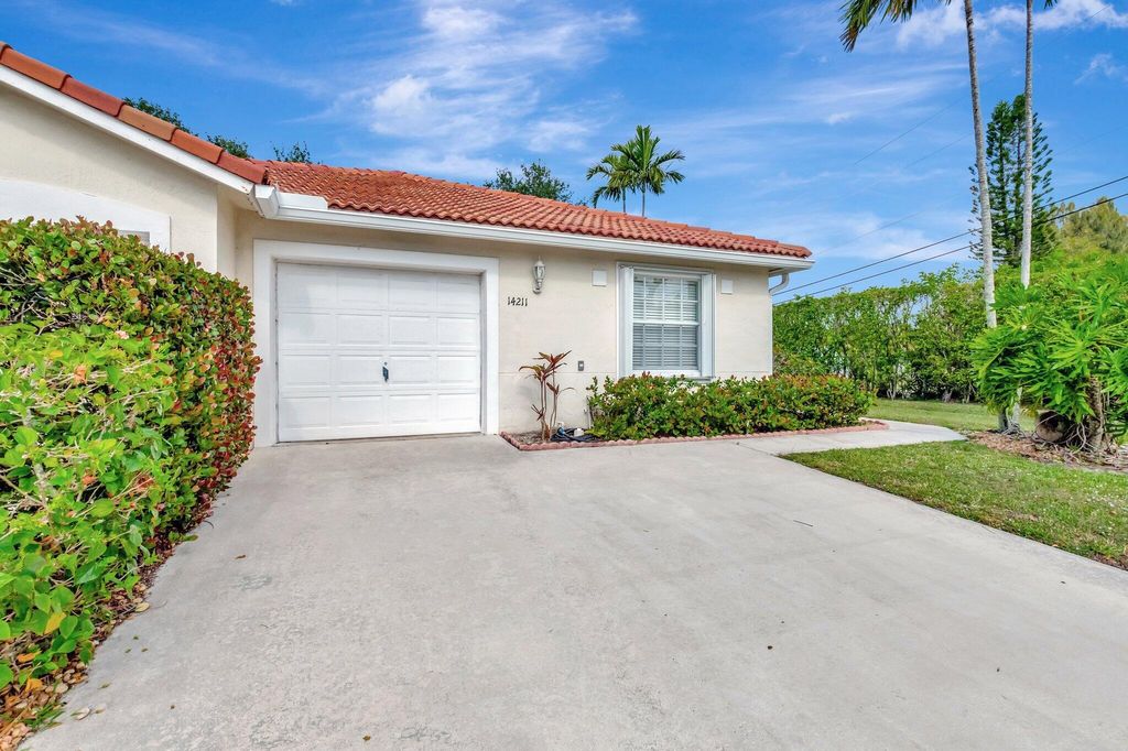 Photo of 14211 W La Sedona Circle, Delray Beach, FL 33484 (MLS # B26007569)