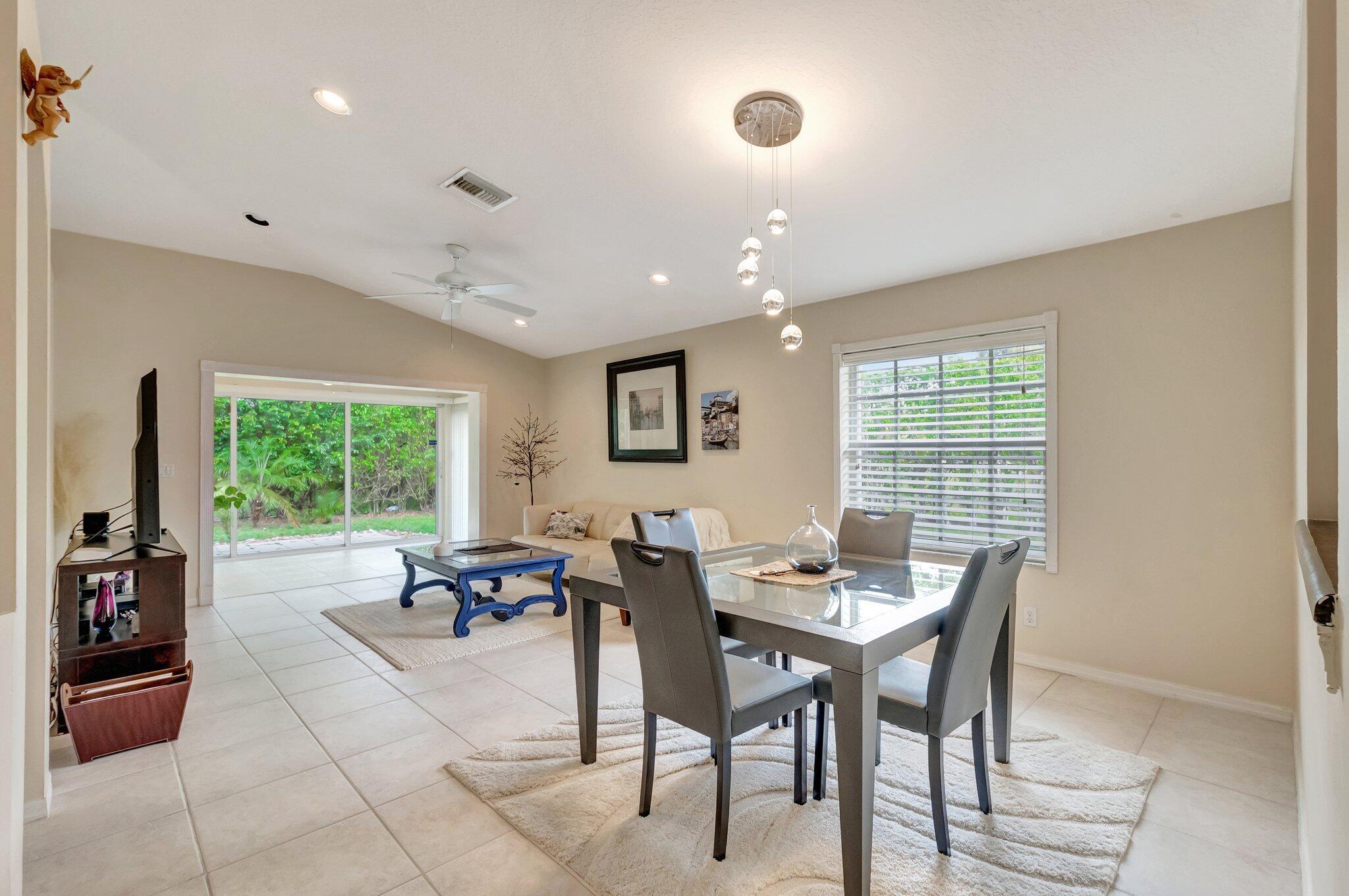 LA SEDONA - Residential Lease