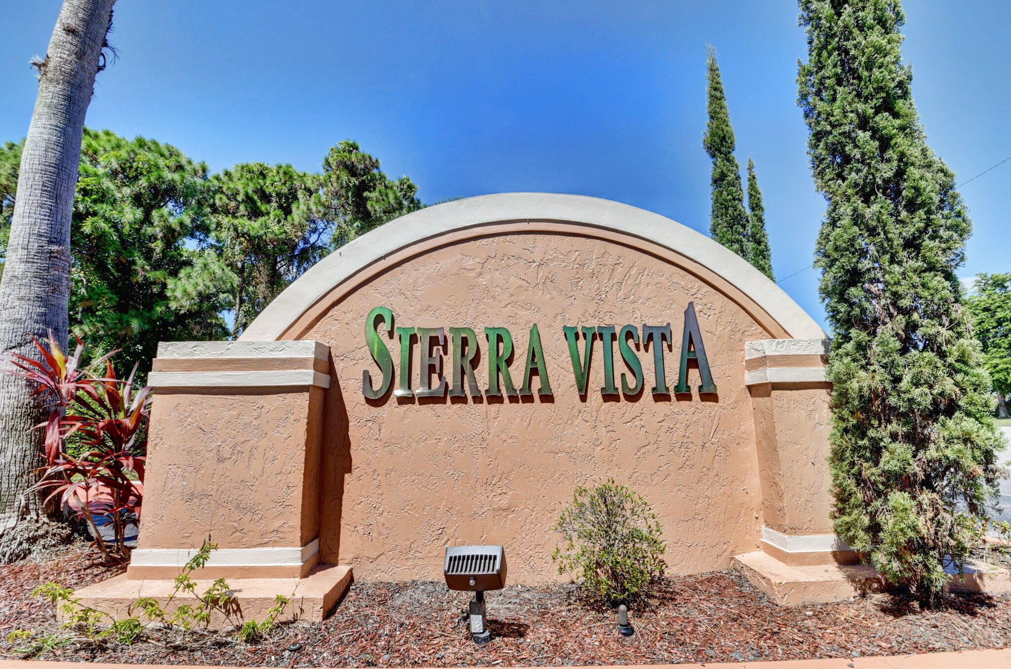 LA SEDONA - Residential Lease