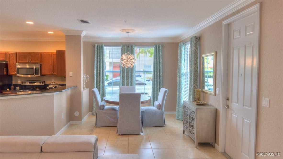 Paloma Lakes - Residential