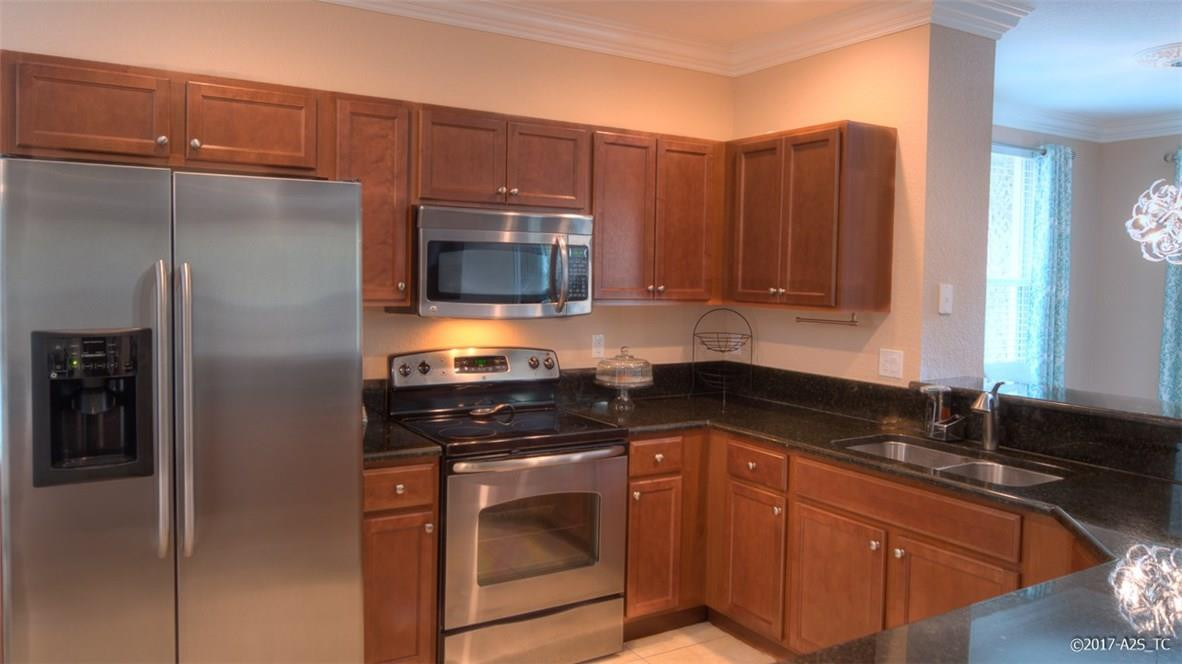 Paloma Lakes - Residential