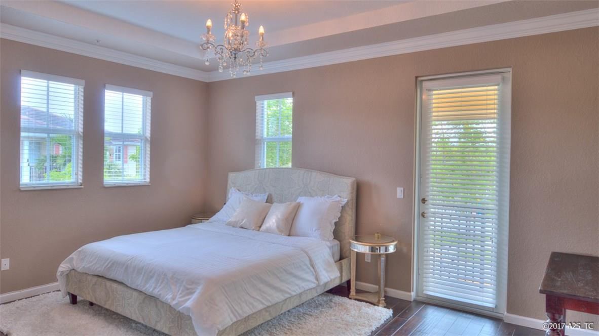 Paloma Lakes - Residential