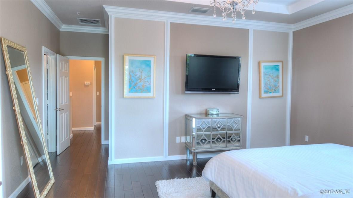 Paloma Lakes - Residential