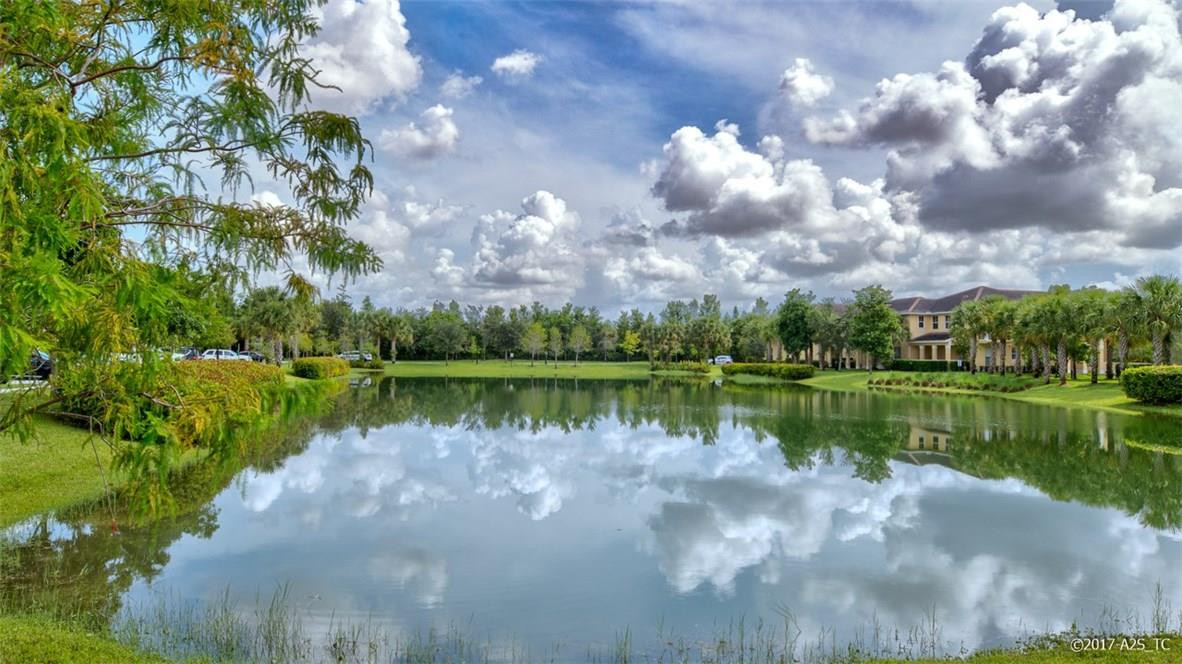 Paloma Lakes - Residential
