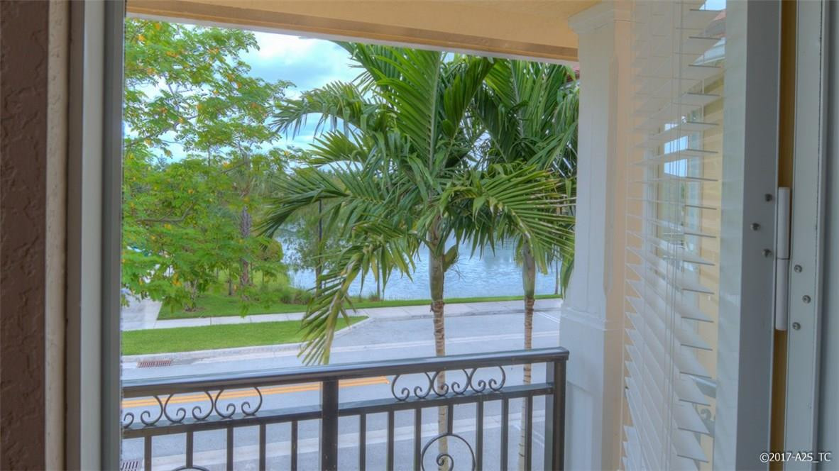 Paloma Lakes - Residential