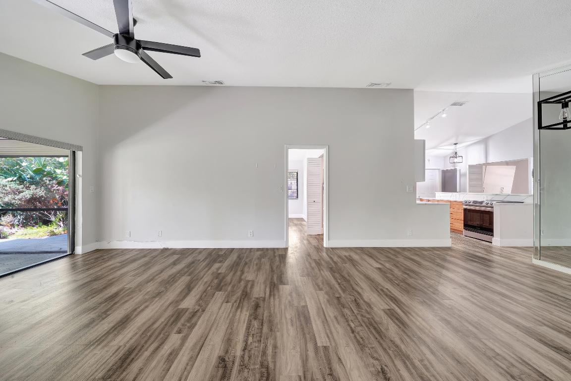 SHADYWOODS PH TWO - Residential