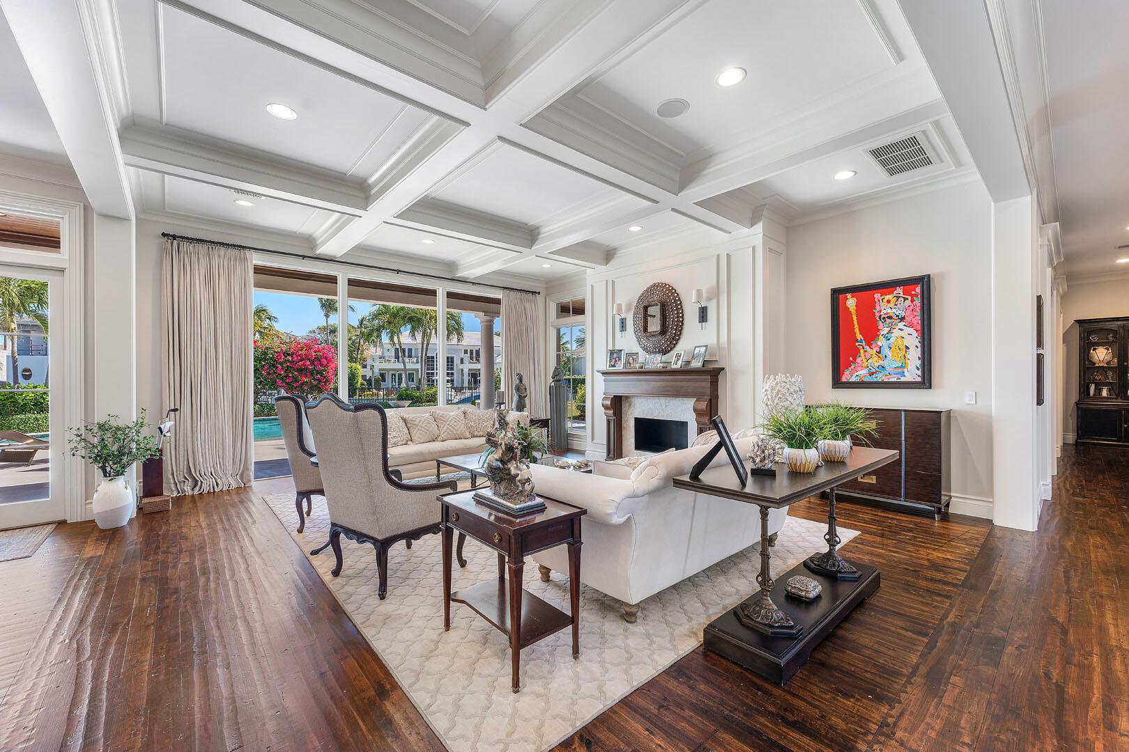 ROYAL PALM YACHT & COUNTR - Residential