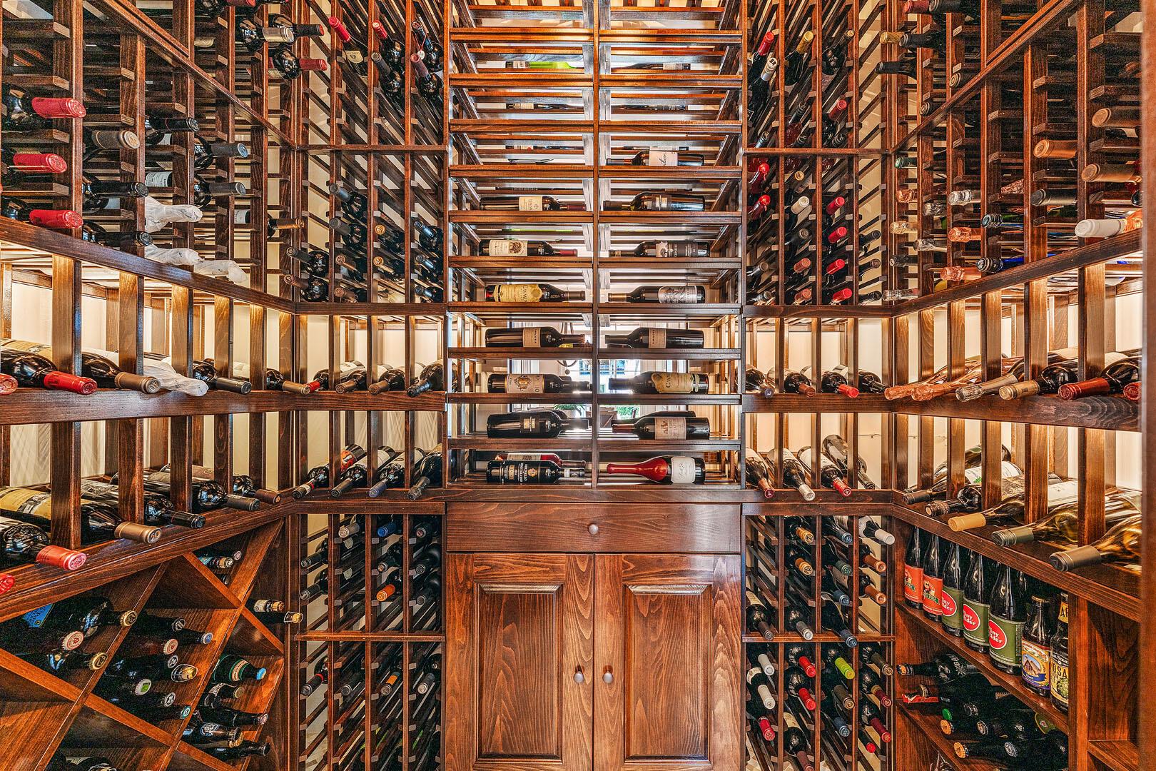 ROYAL PALM YACHT & COUNTR - Residential