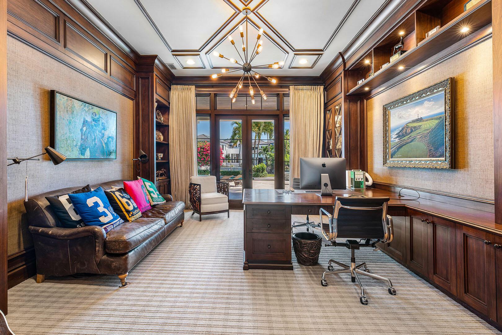 ROYAL PALM YACHT & COUNTR - Residential