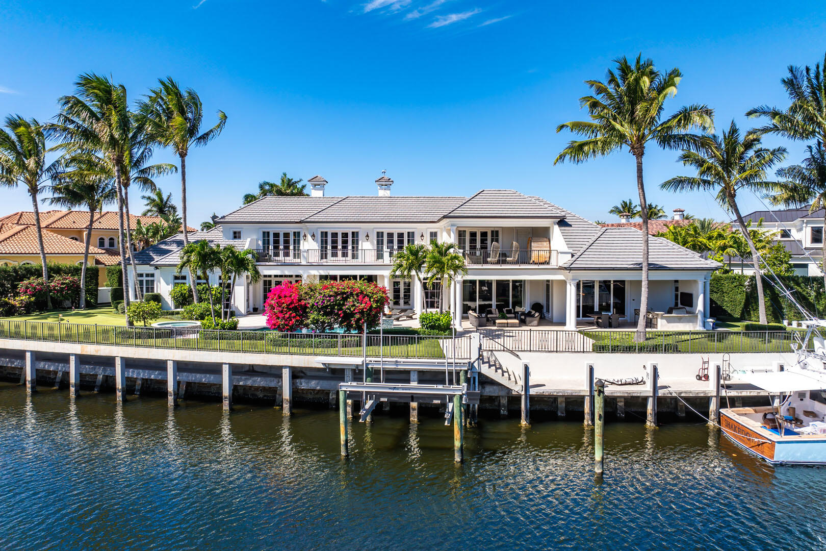 ROYAL PALM YACHT & COUNTRY CLUB - Residential