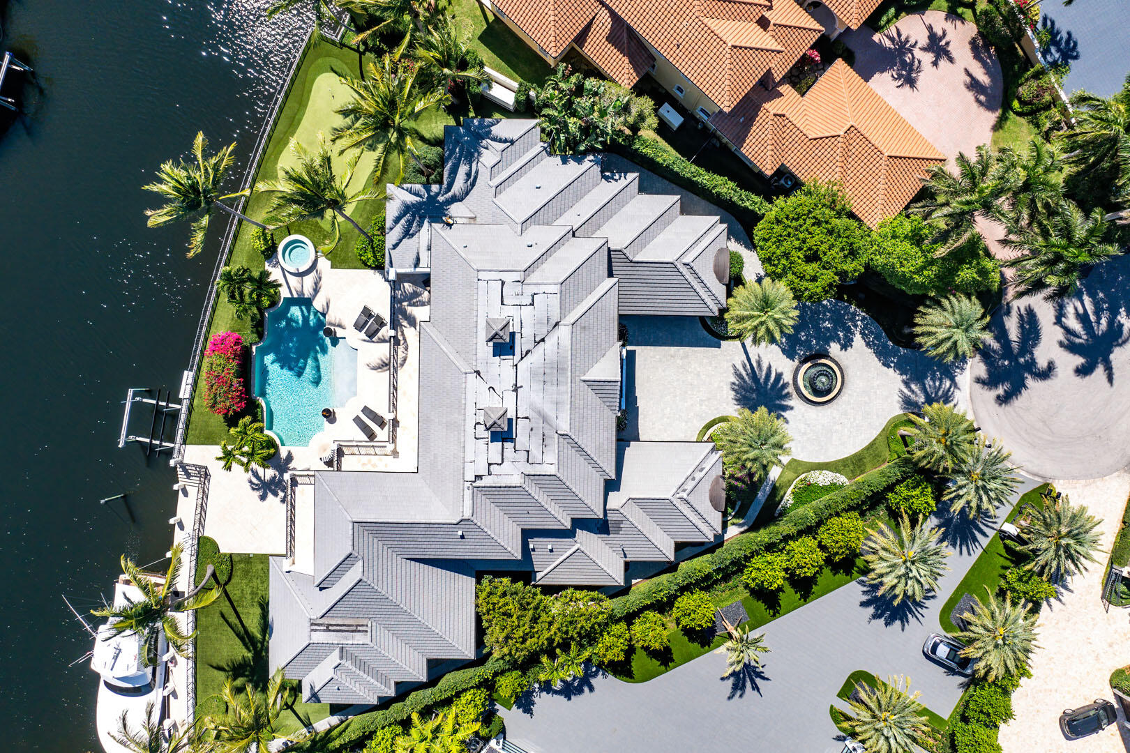 ROYAL PALM YACHT & COUNTRY CLUB - Residential