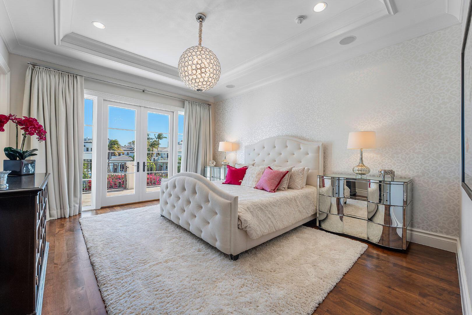 ROYAL PALM YACHT & COUNTR - Residential