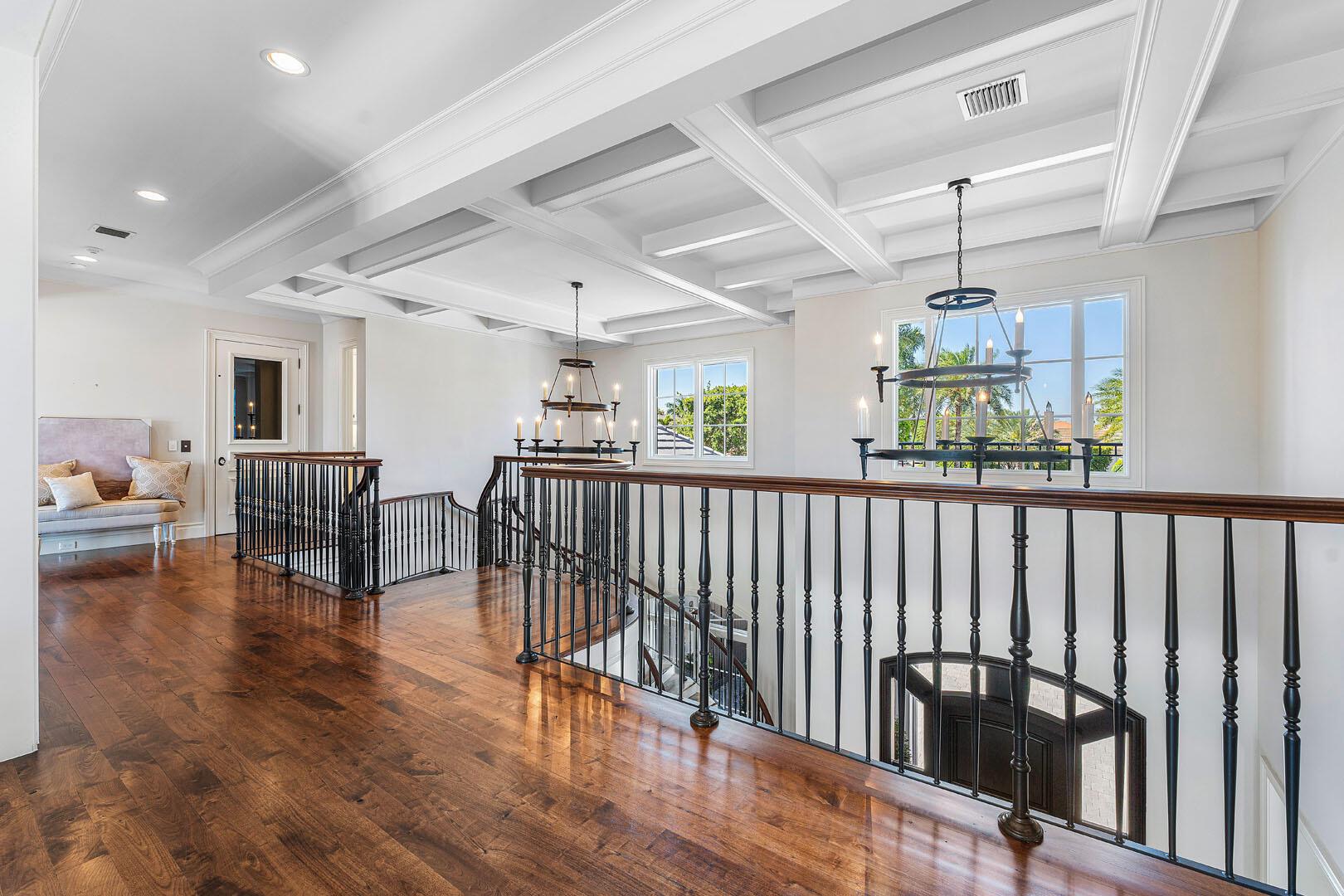 ROYAL PALM YACHT & COUNTR - Residential