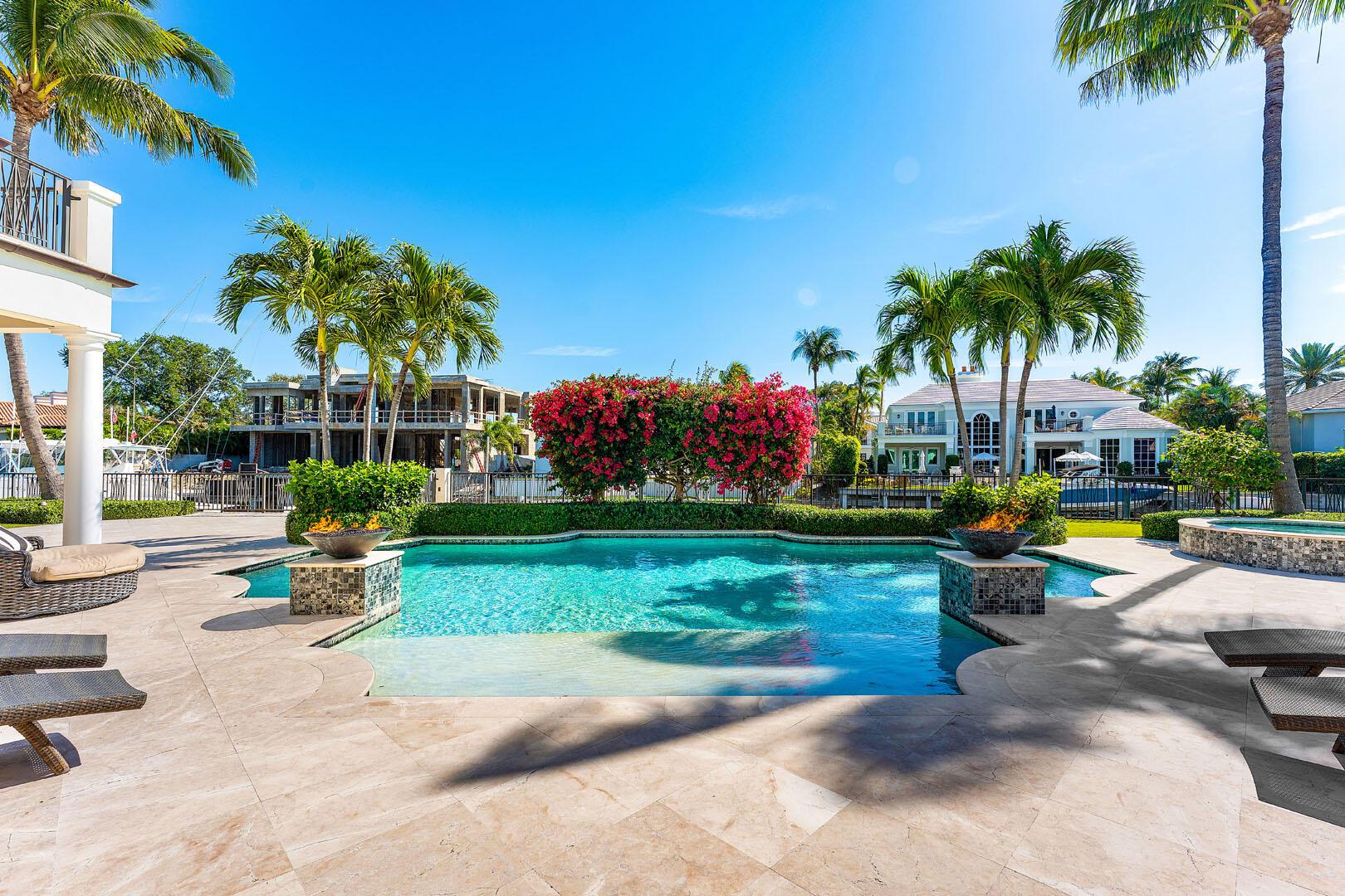 ROYAL PALM YACHT & COUNTR - Residential