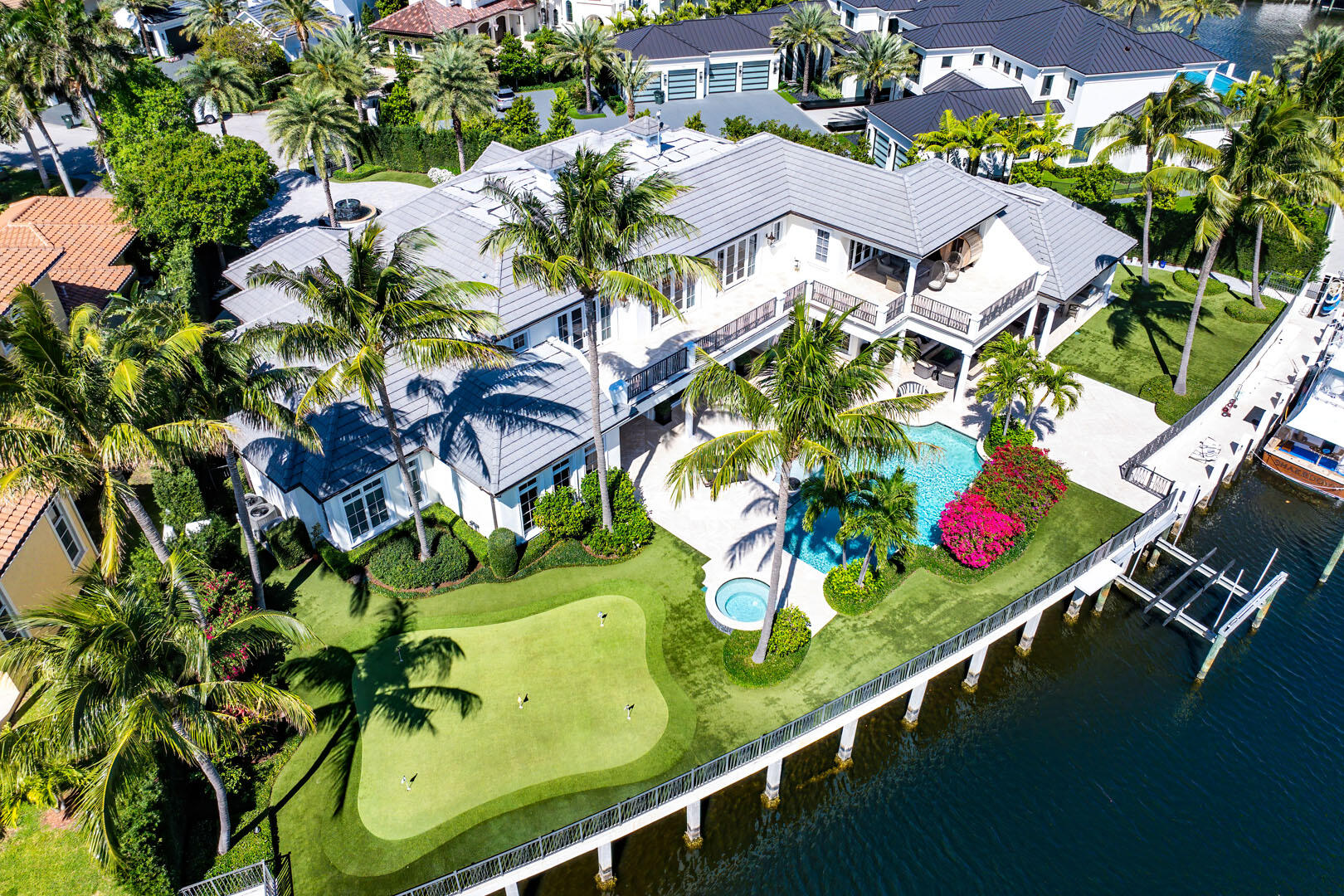 ROYAL PALM YACHT & COUNTRY CLUB - Residential