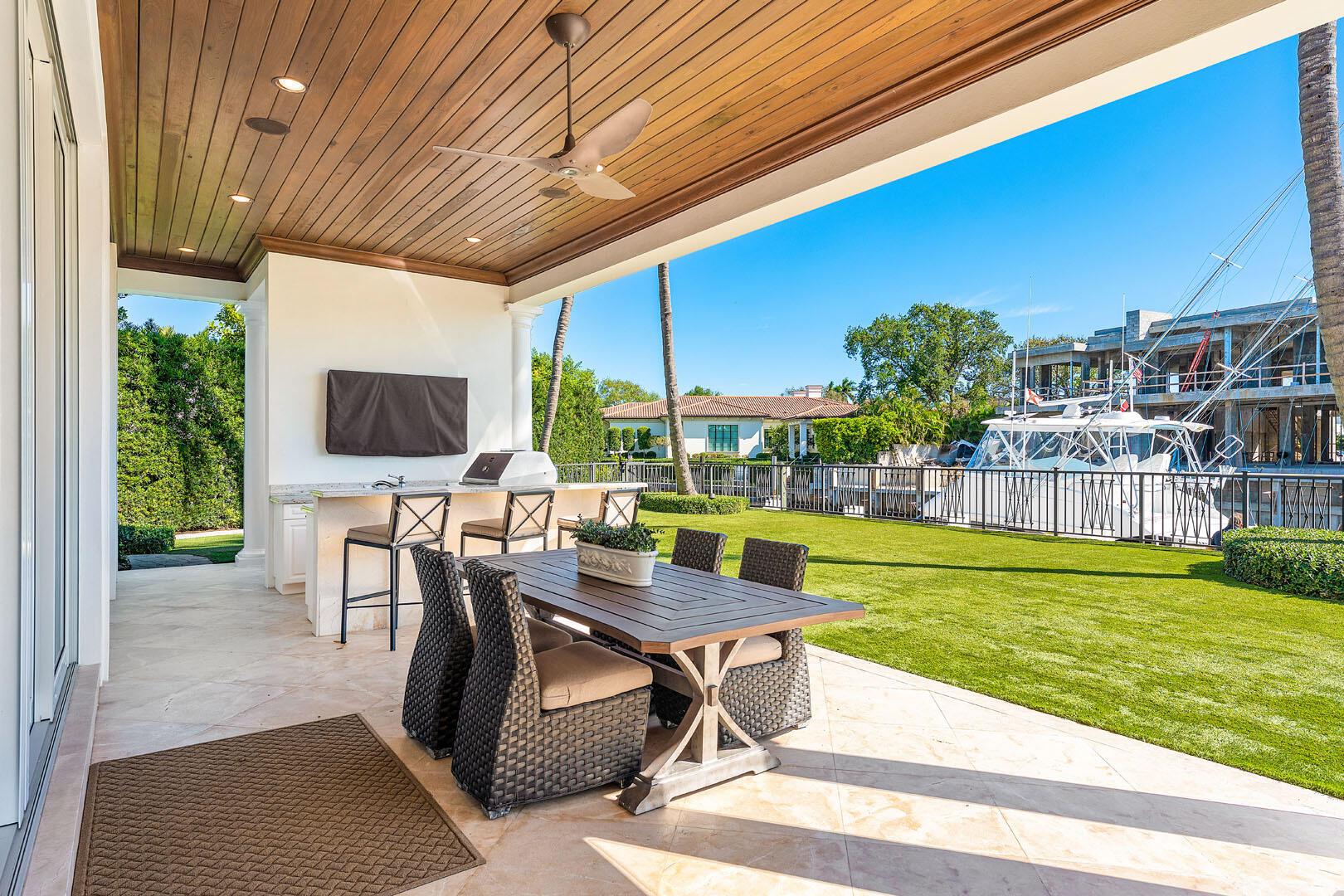 ROYAL PALM YACHT & COUNTR - Residential